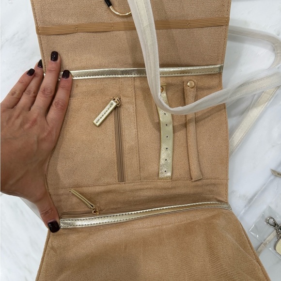 Mini make up traveler bag - Picture 4 of 4